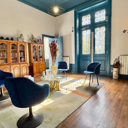T2 De Charme Dans Un Chateau Layrac Exterior foto